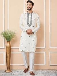 See Designs Men Geometric Embroidered Thread Work Kurta