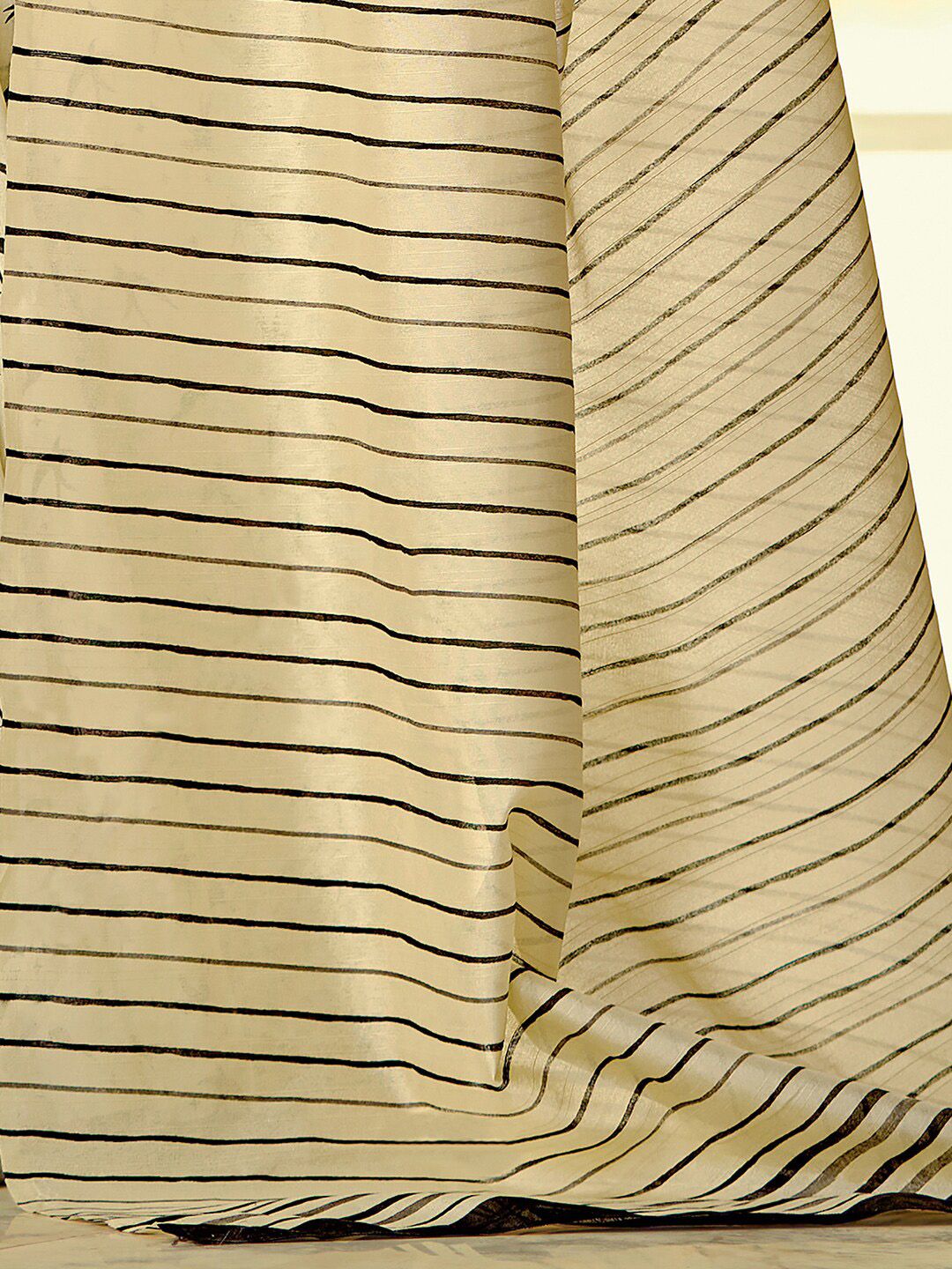 Saree mall Abstract Printed Dabu Sarees