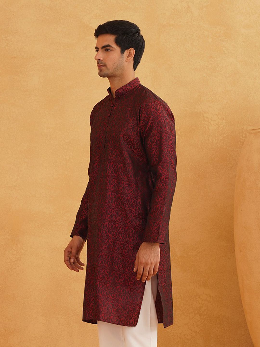 SOJANYA Men Maroon Printed Straight Kurta