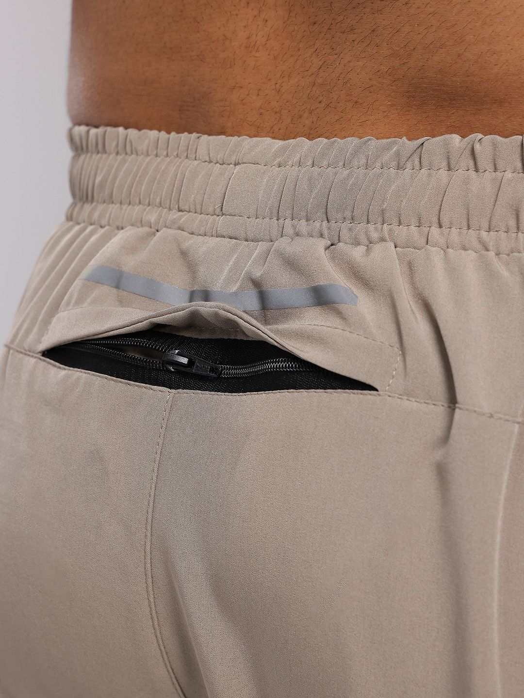 HRX by Hrithik Roshan Men Mid-Rise Rapid-Dry Training Joggers with Zip Detailing