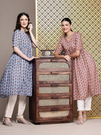 House of Pataudi V-Neck Floral Printed Jashn Kurta