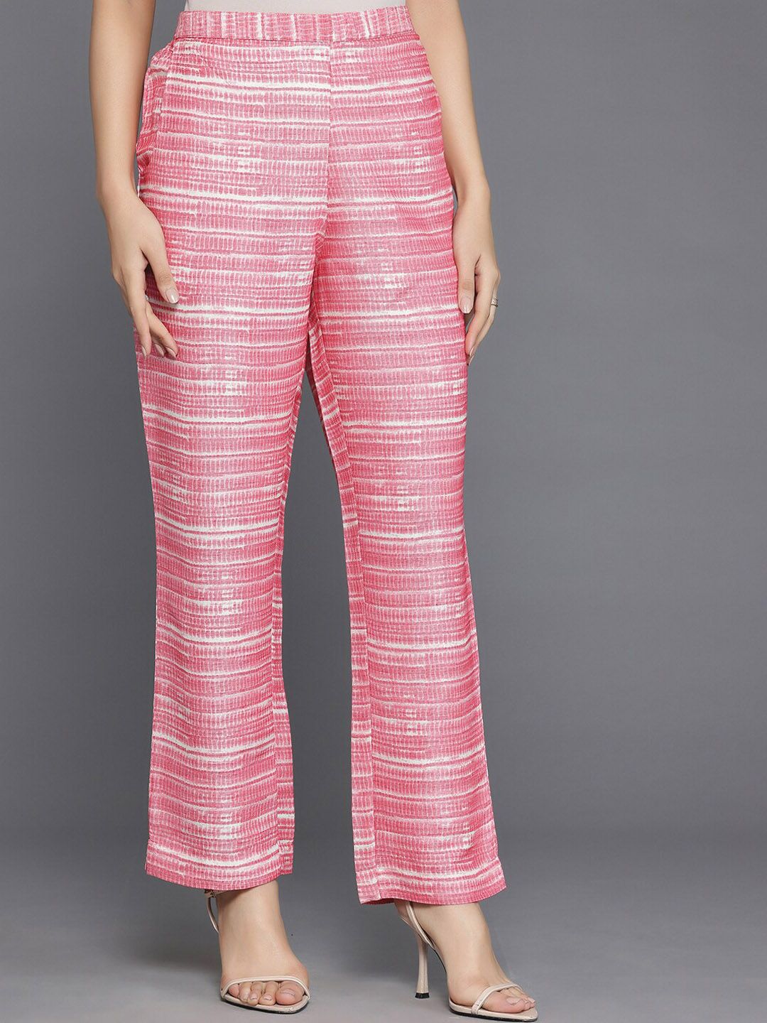 Libas Printed Regular Kurta with Trouser