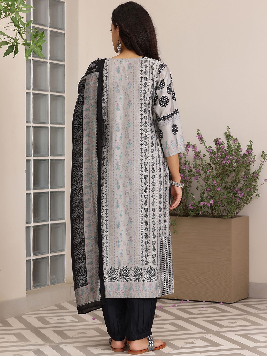 Libas Floral Printed Straight Kurta with Salwar & Dupatta