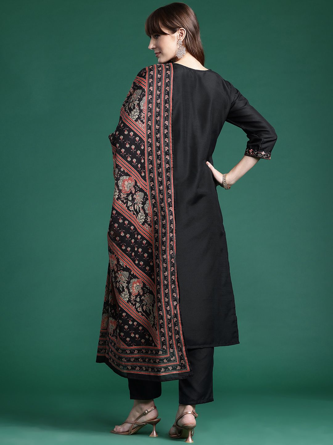 Indo Era Floral Yoke Design Thread Work Kurta With Trousers & Dupatta