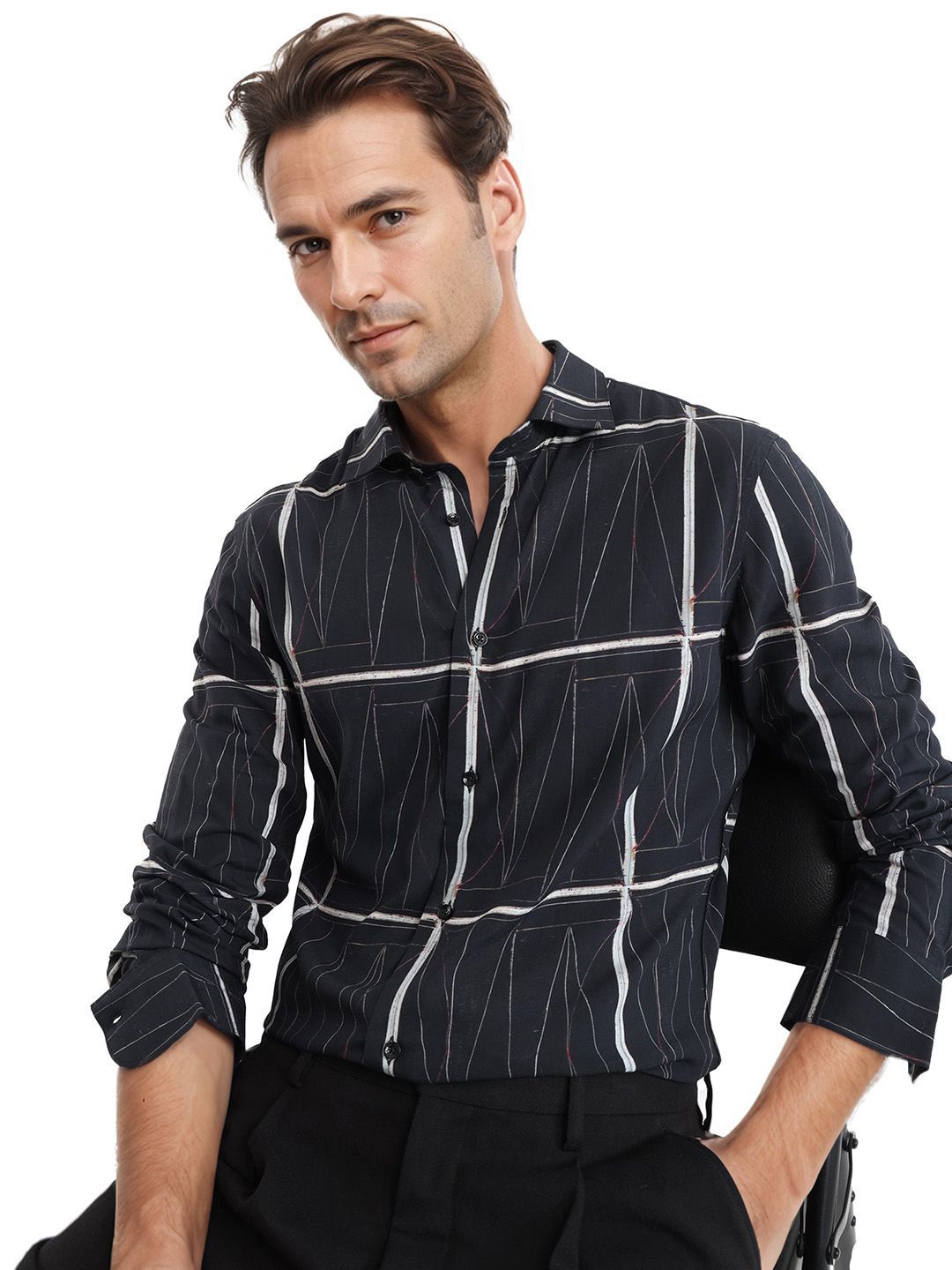 RARE RABBIT Men Comfort Spread Collar Checked Casual Shirt