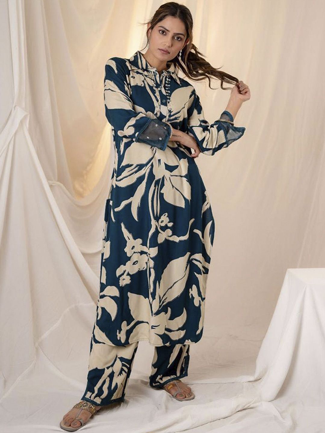 Indo Era Floral Printed Straight Kurta with Palazzos