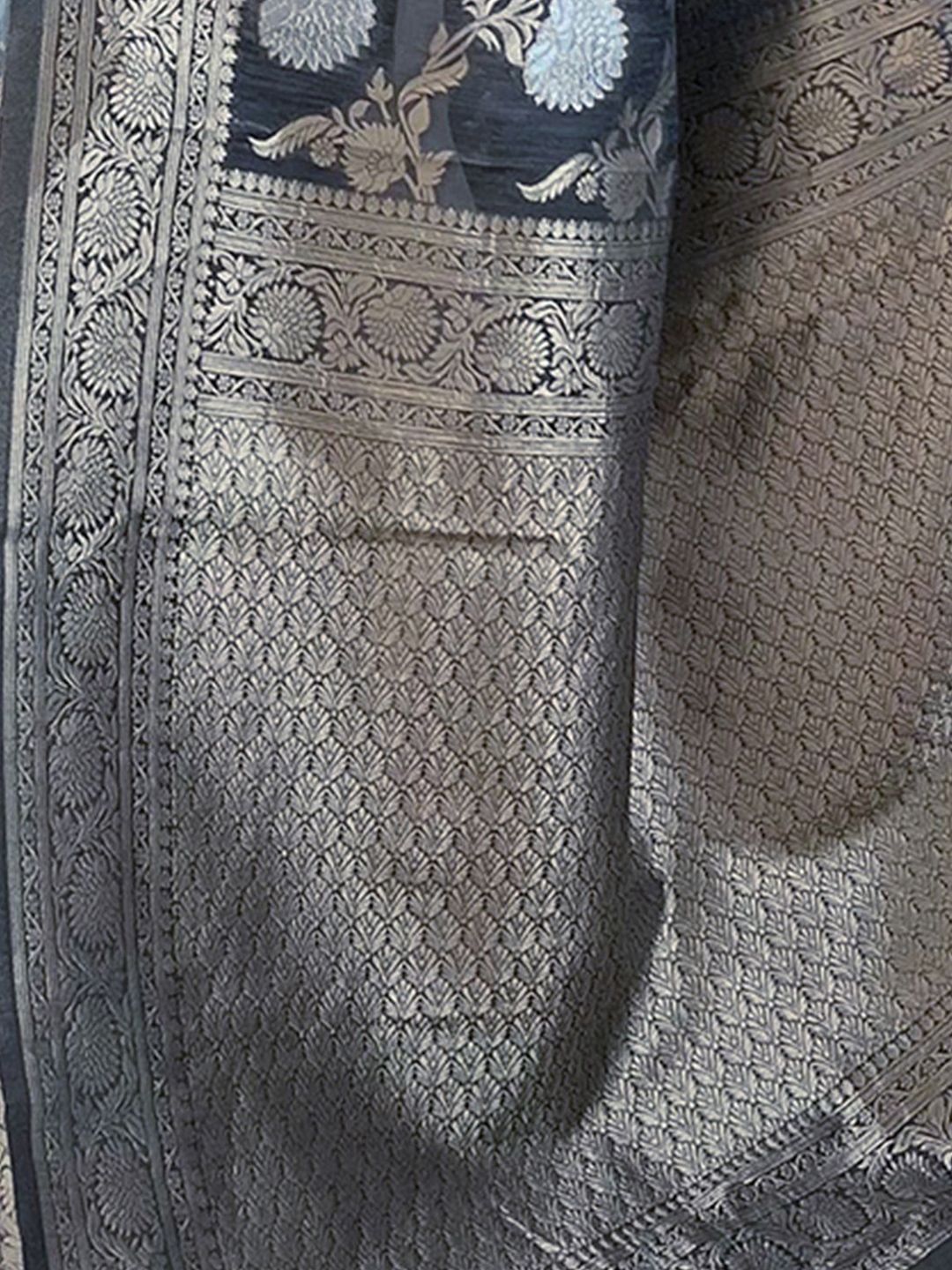 KALINI Floral Zari Silk Blend Designer Banarasi Saree