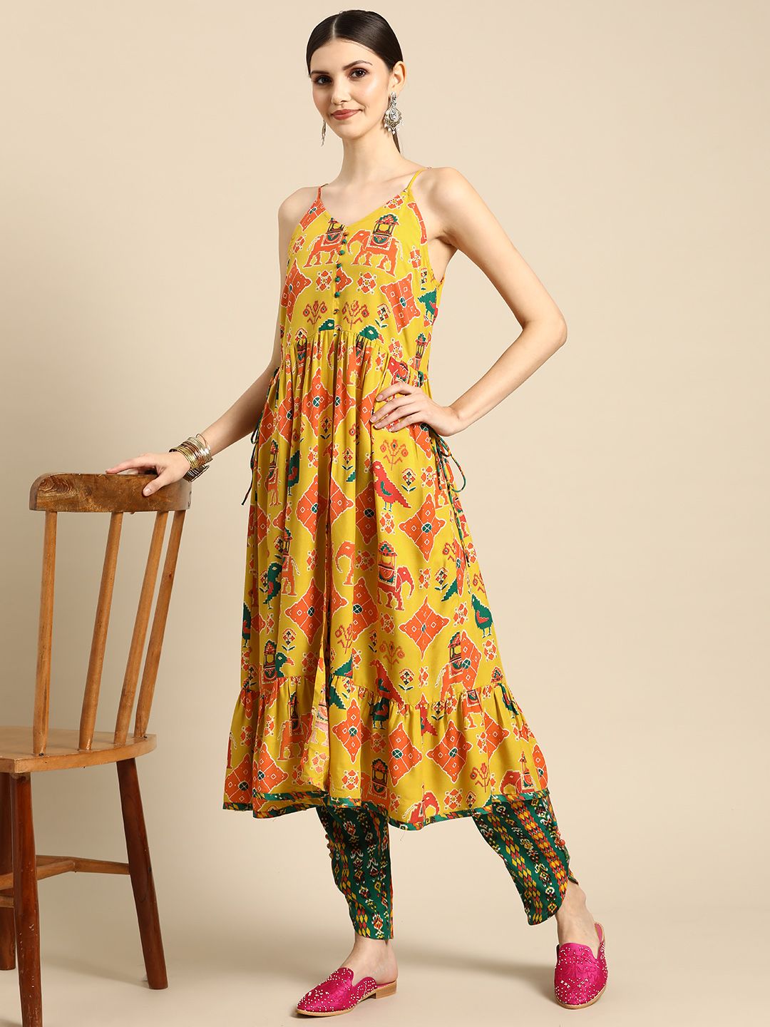 Anouk Women Ethnic Motifs Printed Pure Cotton Kurta with Trouser