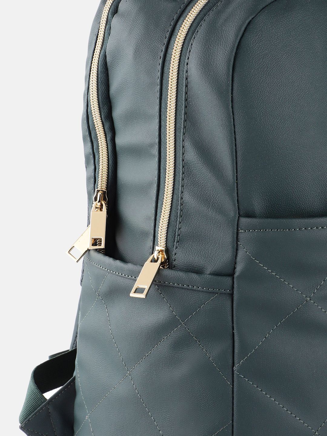 Gear Unisex Vogue Backpack with Anti-Theft Pocket