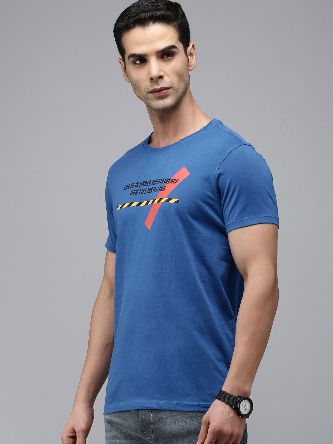 SPYKAR Men Pure Cotton Typography Printed Slim Fit T-shirt