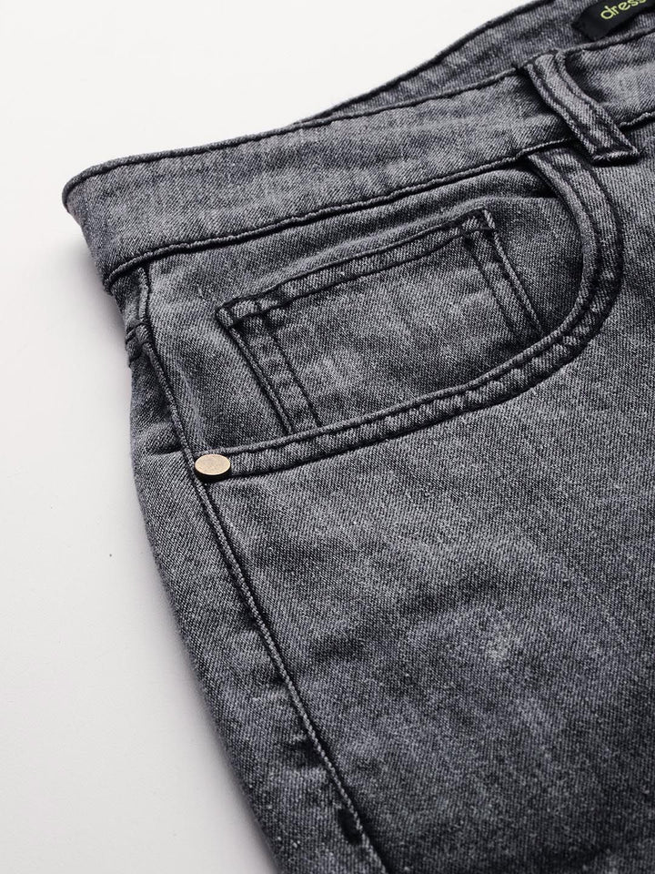 DressBerry Women Boyfriend Fit Mildly Distressed Light Fade Stretchable Jeans