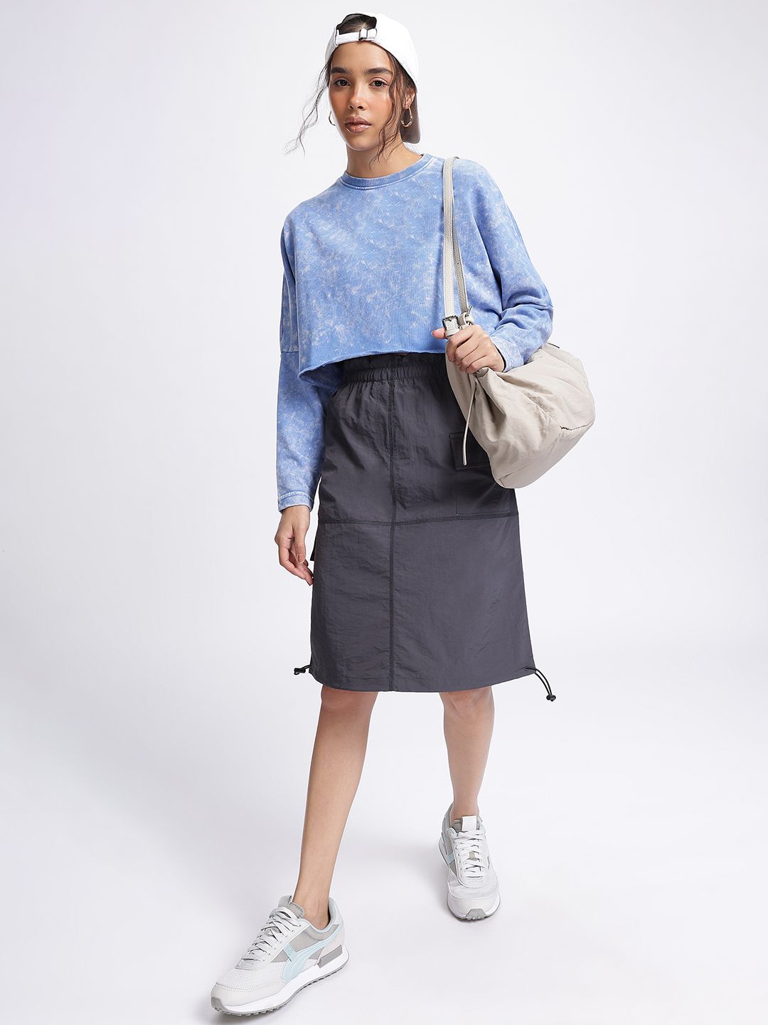 DressBerry Haze & Hype Dyed Cropped Boxy Sweatshirt