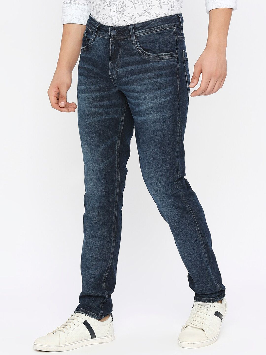 SPYKAR Men Kano Slim Fit Low-Rise Light Fade Stretchable Clean Look Jeans