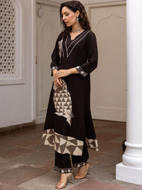 Indo Era Quirky Printed Straight Kurta With Trousers