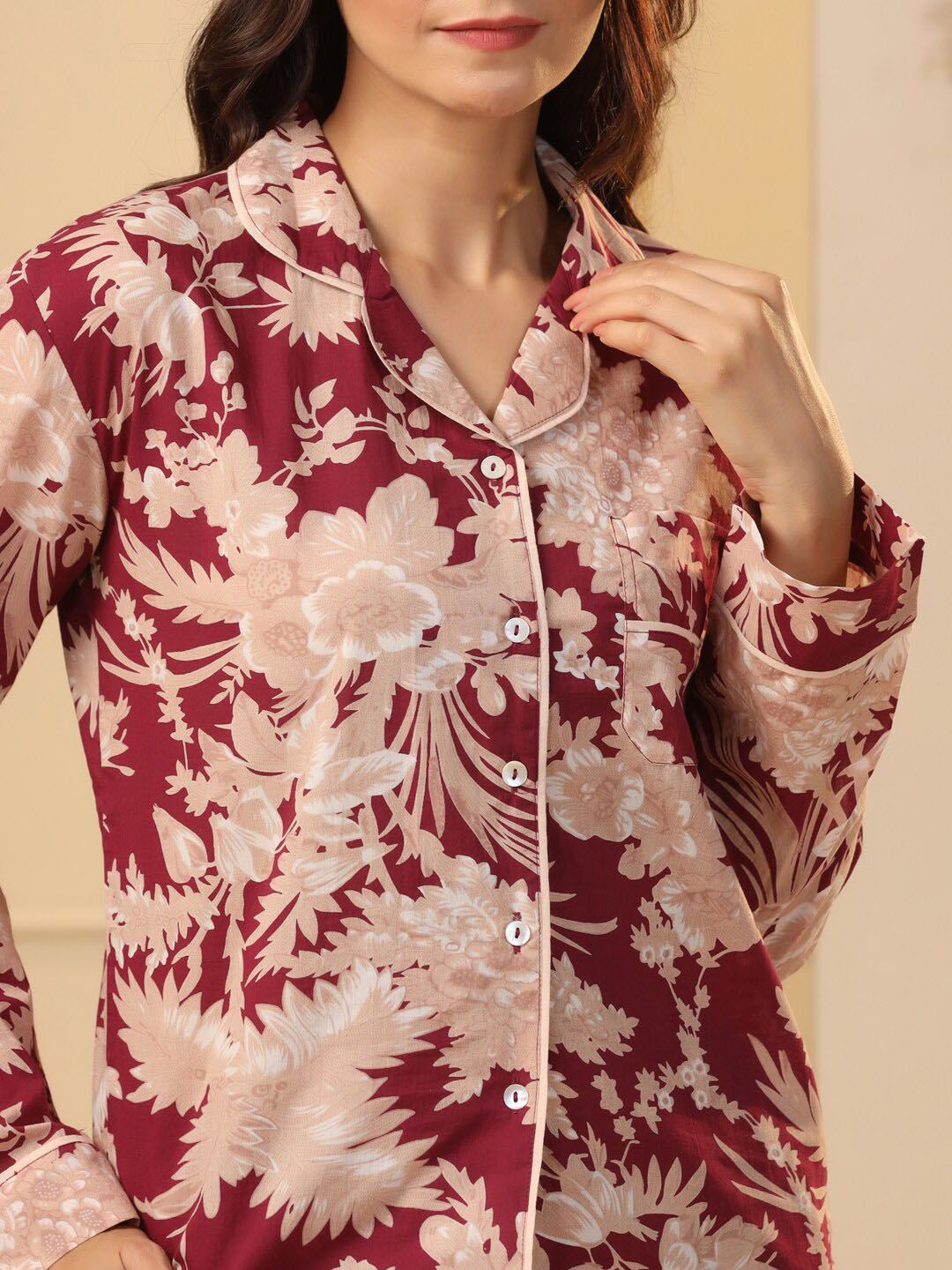 SANSKRUTIHOMES Maroon & Beige Floral Printed Pure Cotton Night Suit