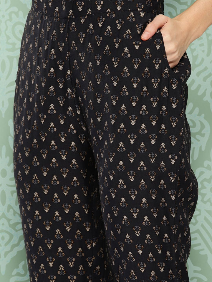 Libas Ethnic Motifs Printed Thread Work Detail Straight Kurta with Trousers & Dupatta