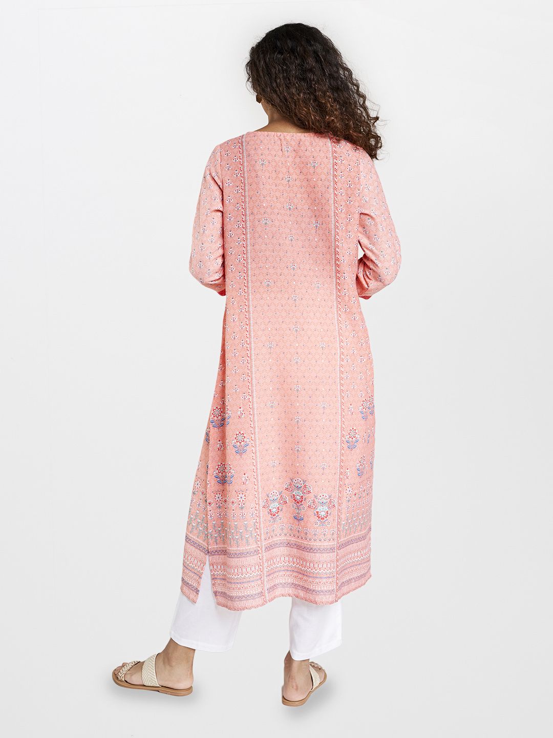 Global Desi Women Peach-Coloured & Blue Ethnic Motifs Printed Keyhole Neck Kurta