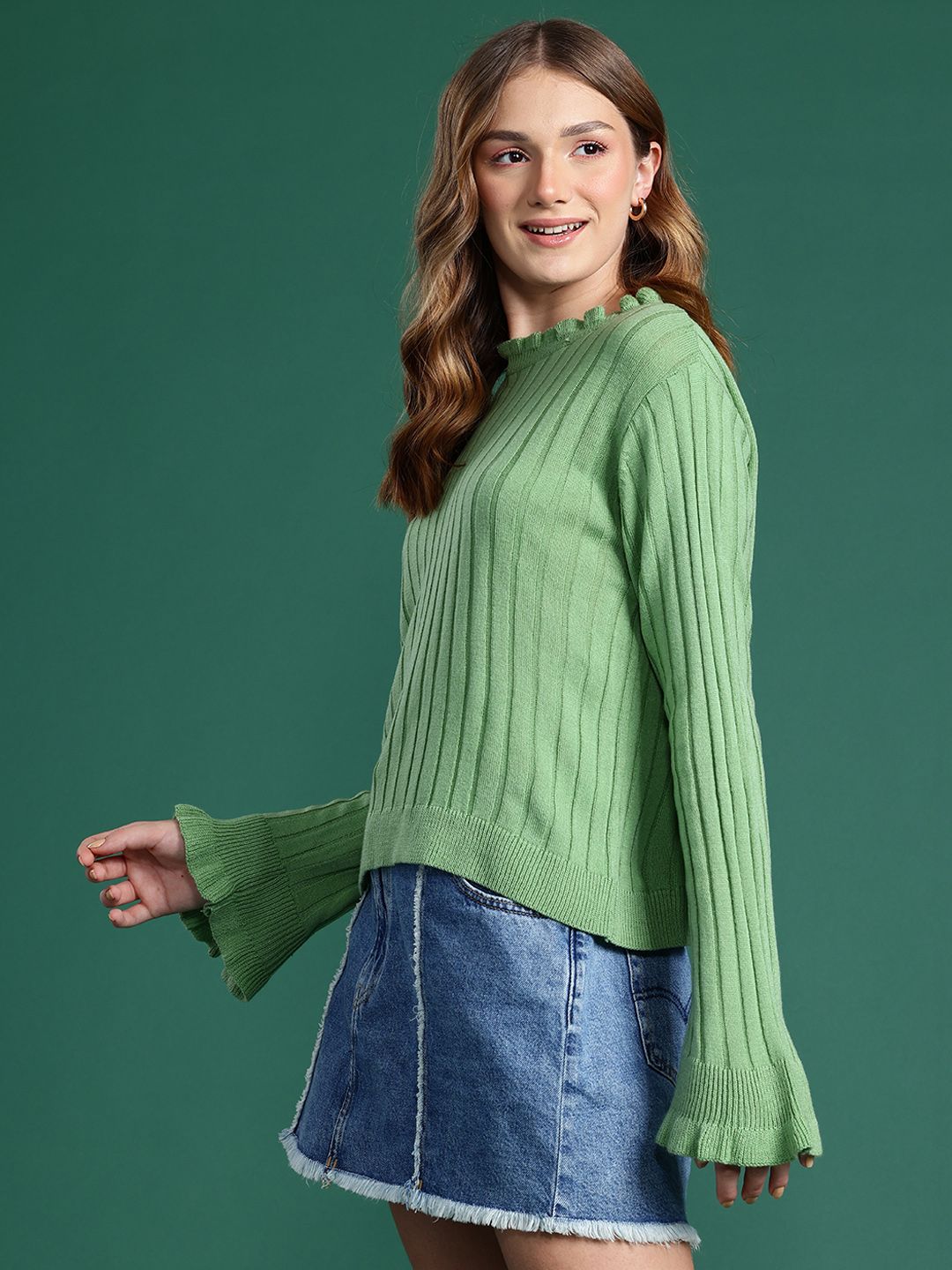 DressBerry Frilled Neck Ribbed Pullover