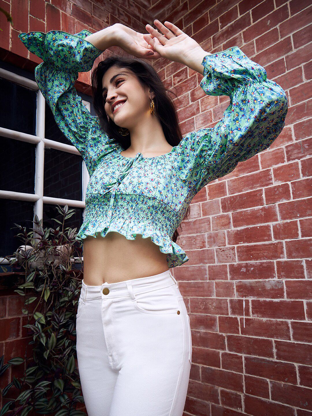Berrylush Green Floral Printed Smocked Trumpet Sleeve Crop Top