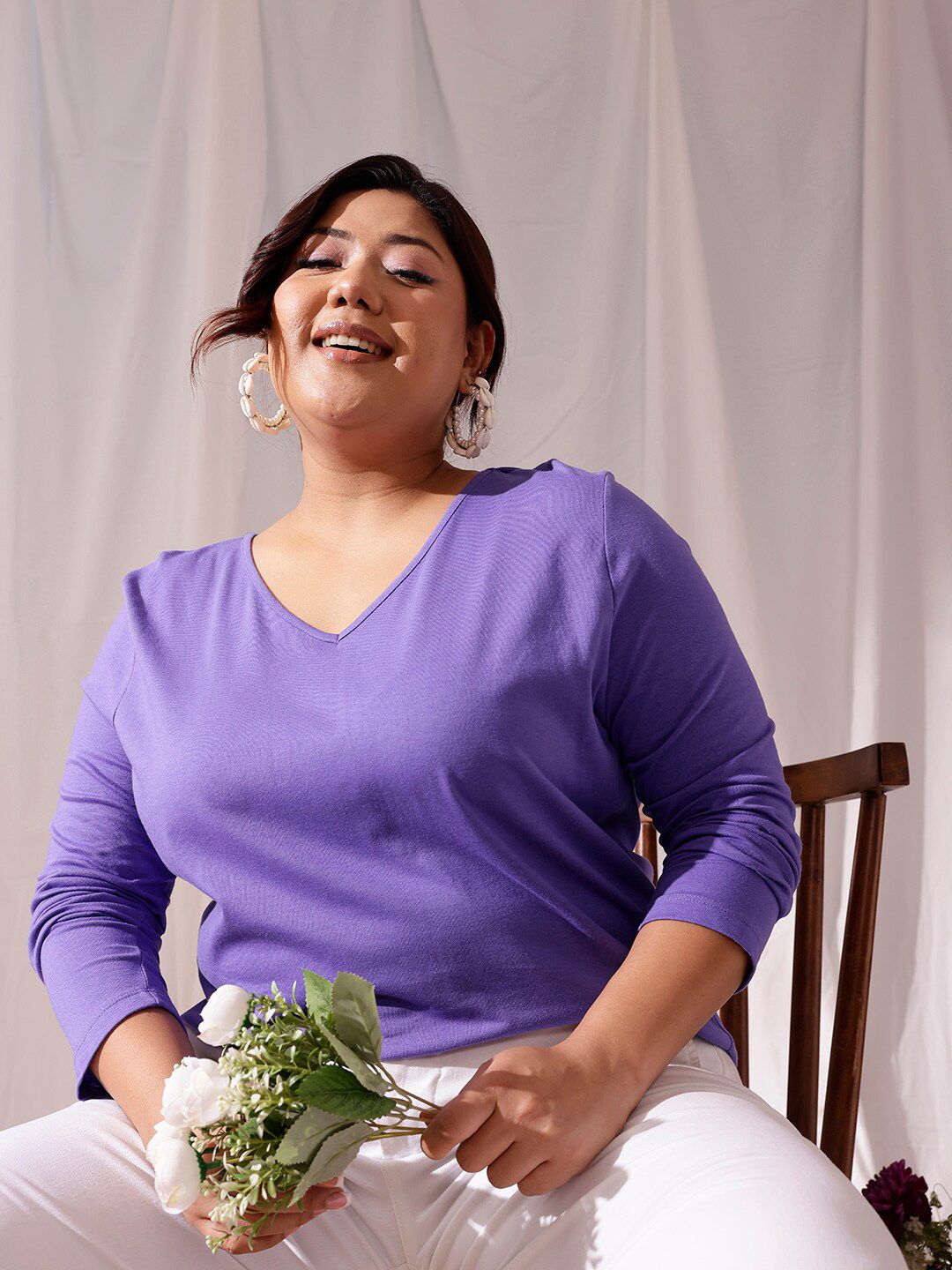 CURVY STREET Plus Size V-Neck Cotton T-shirt