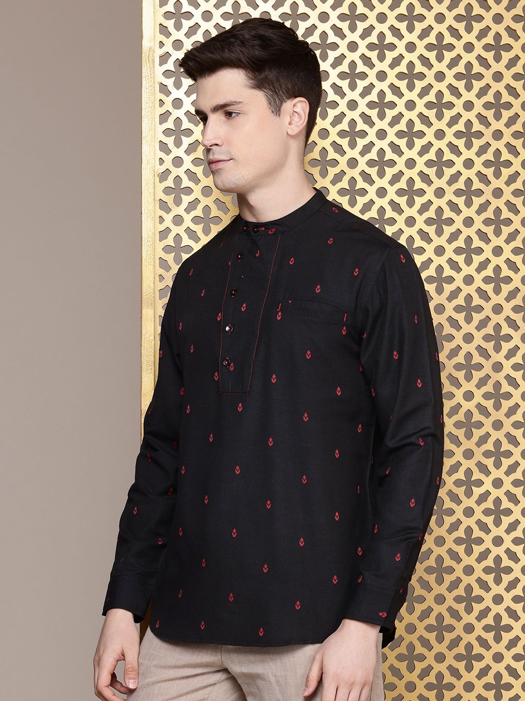House of Pataudi Men Embroidered Mandarin Collar Thread Work Kurta