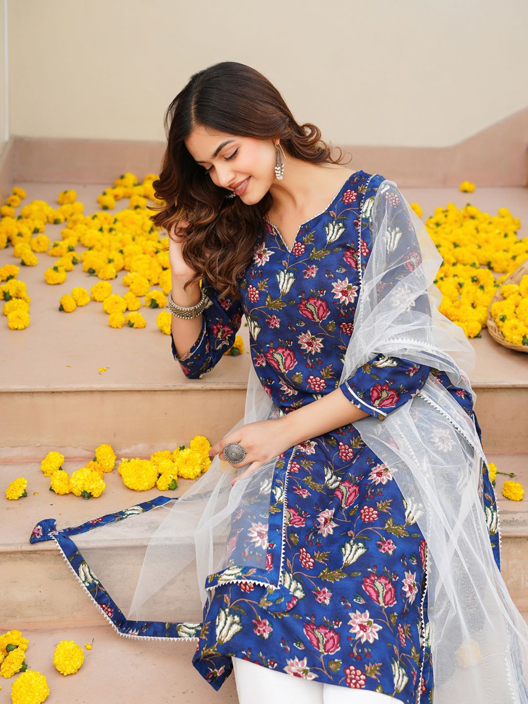 KALINI Floral Printed Gotta Patti Detail Straight Kurta & Trousers With Dupatta