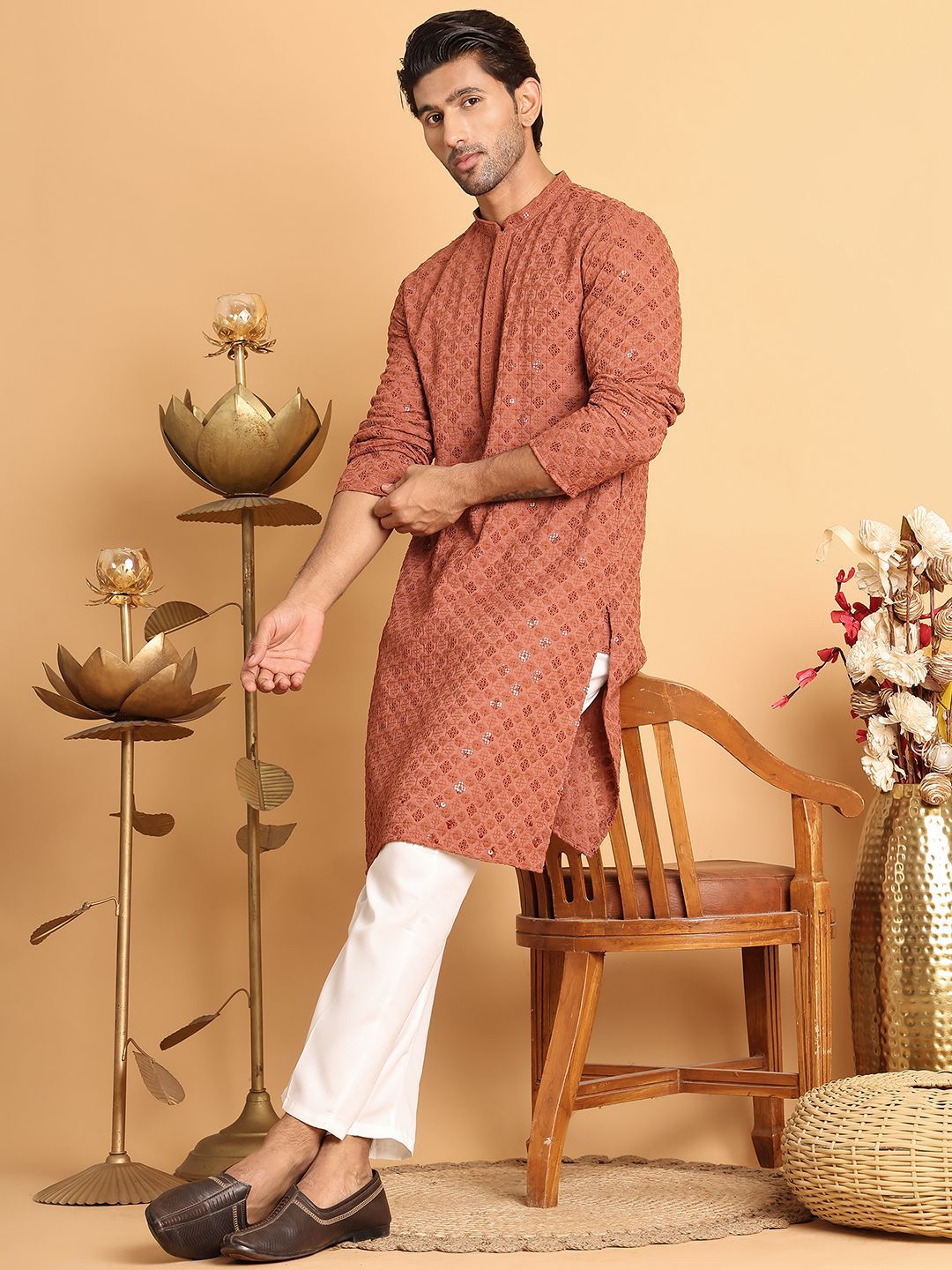 Jompers Floral Embroidered Sequinned Straight Kurta
