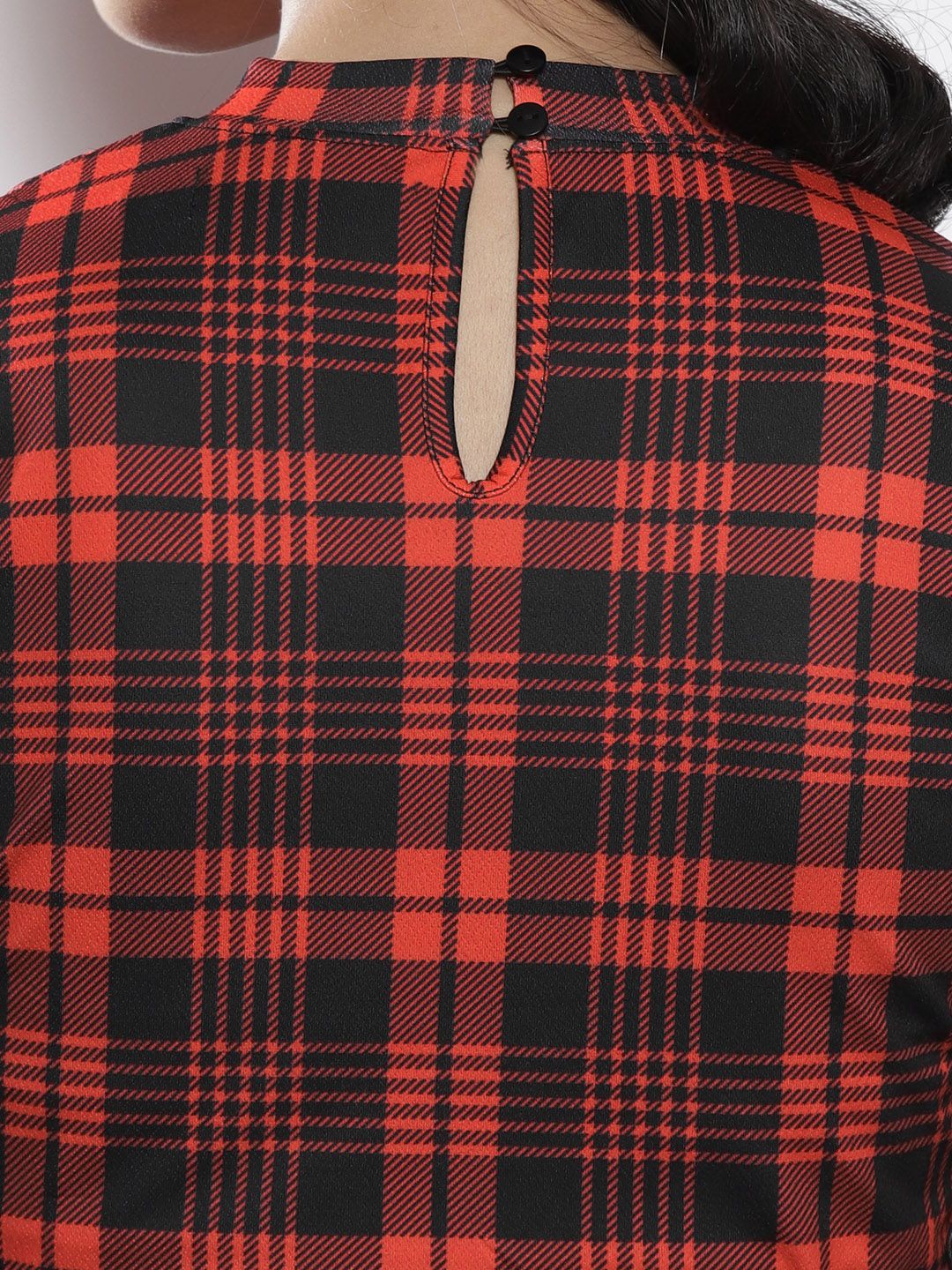 SASSAFRAS Red & Black Checked Knit High Neck Tie-Waist Crop Top