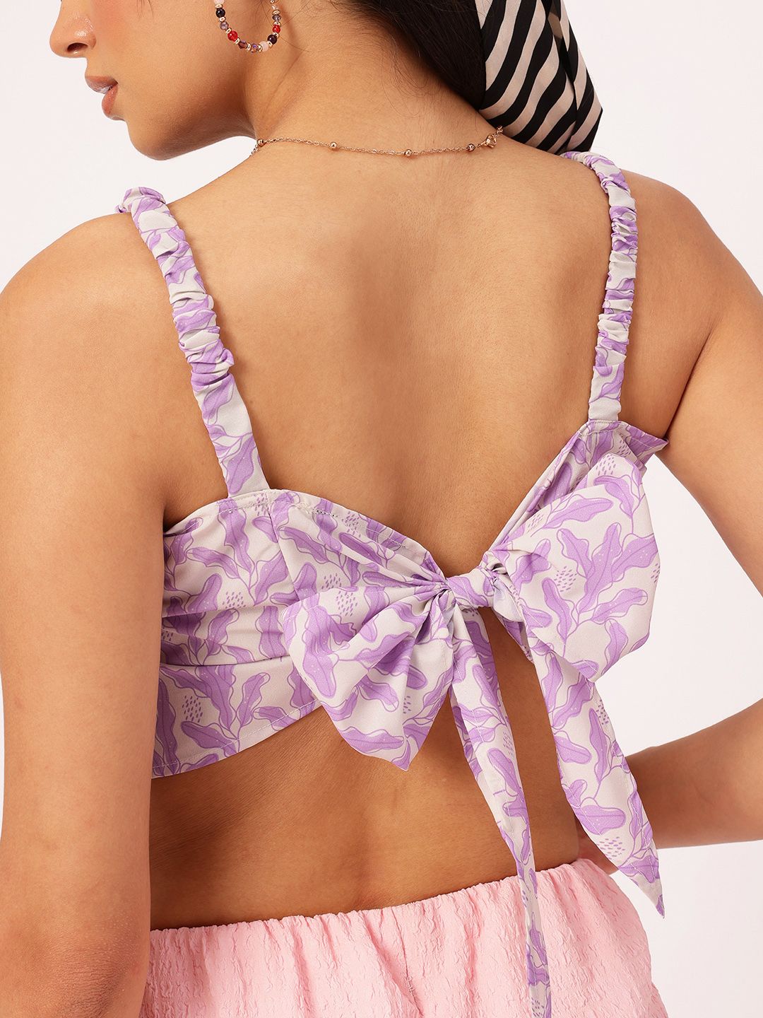 DressBerry Feminine Fusion Bow Strappy Crop Top