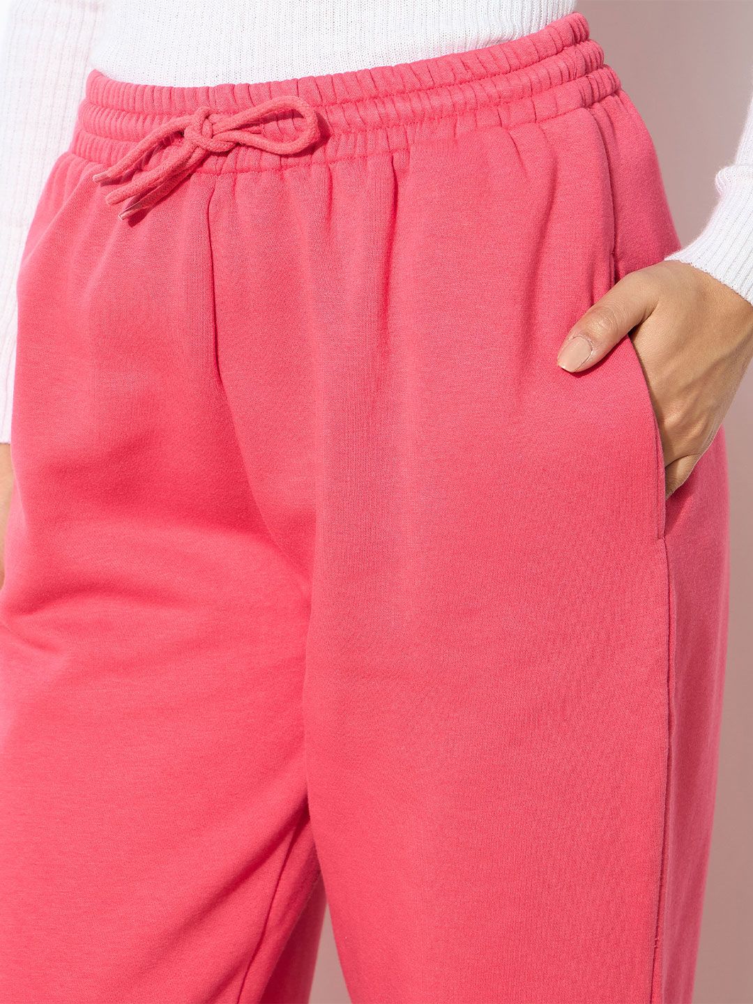 SASSAFRAS Women Black Relaxed Fit Mid-Rise Fleece Track Pants