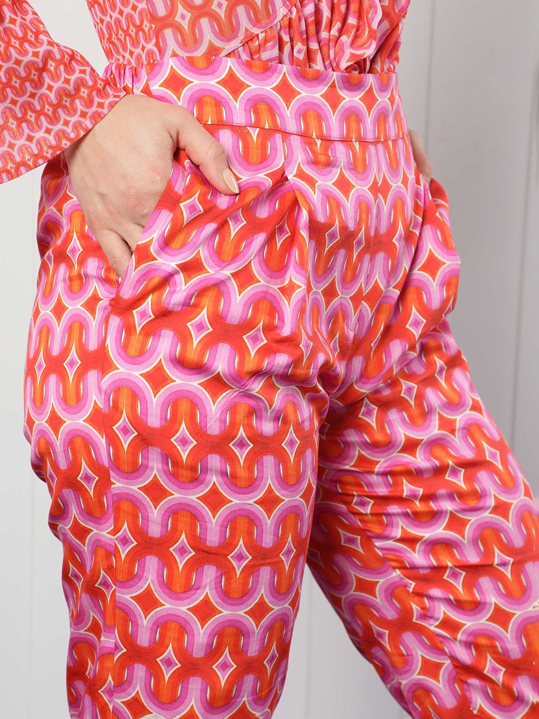 RAREISM Women Geometric Printed Slim Fit Pure Cotton Trousers