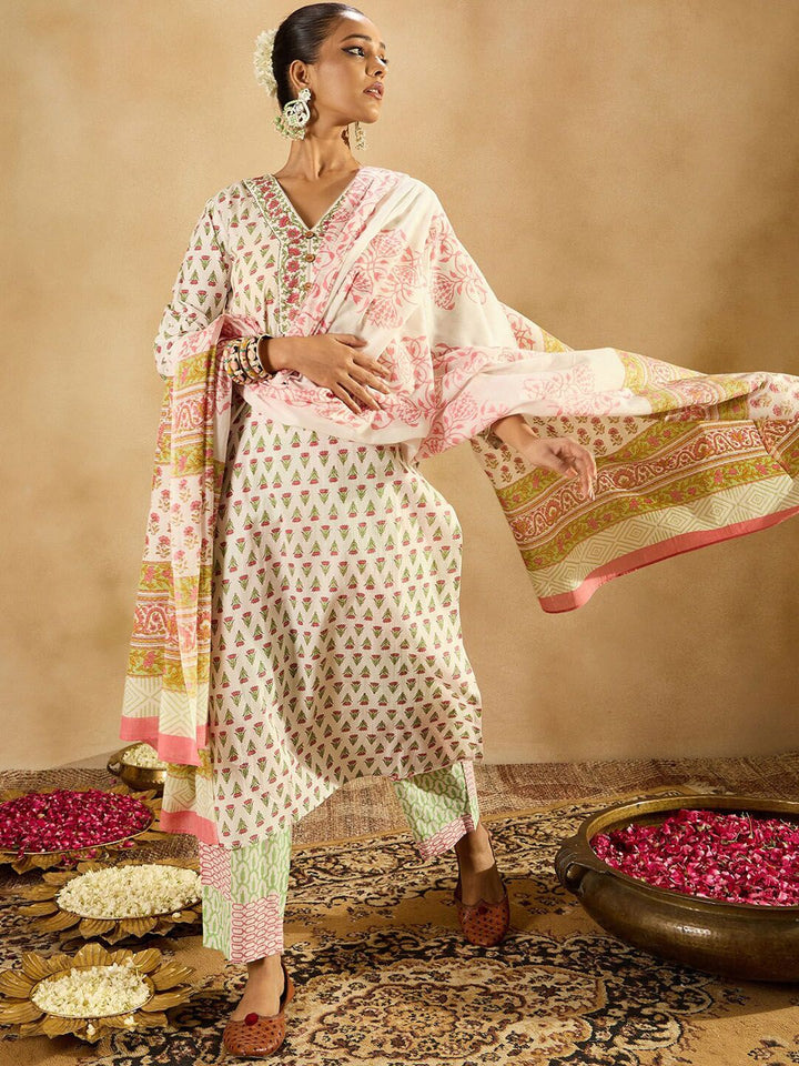 Indo Era Floral Printed V-Neck Pure Cotton Straight Kurta with Trousers & With Dupatta