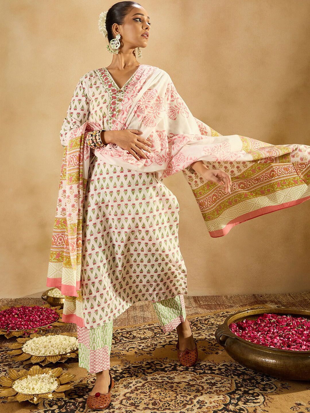 Indo Era Floral Printed V-Neck Pure Cotton Straight Kurta with Trousers & With Dupatta