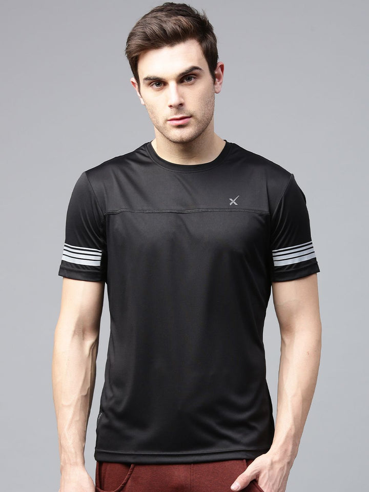 HRX by Hrithik Roshan Men Black Advanced Rapid Dry T-shirt
