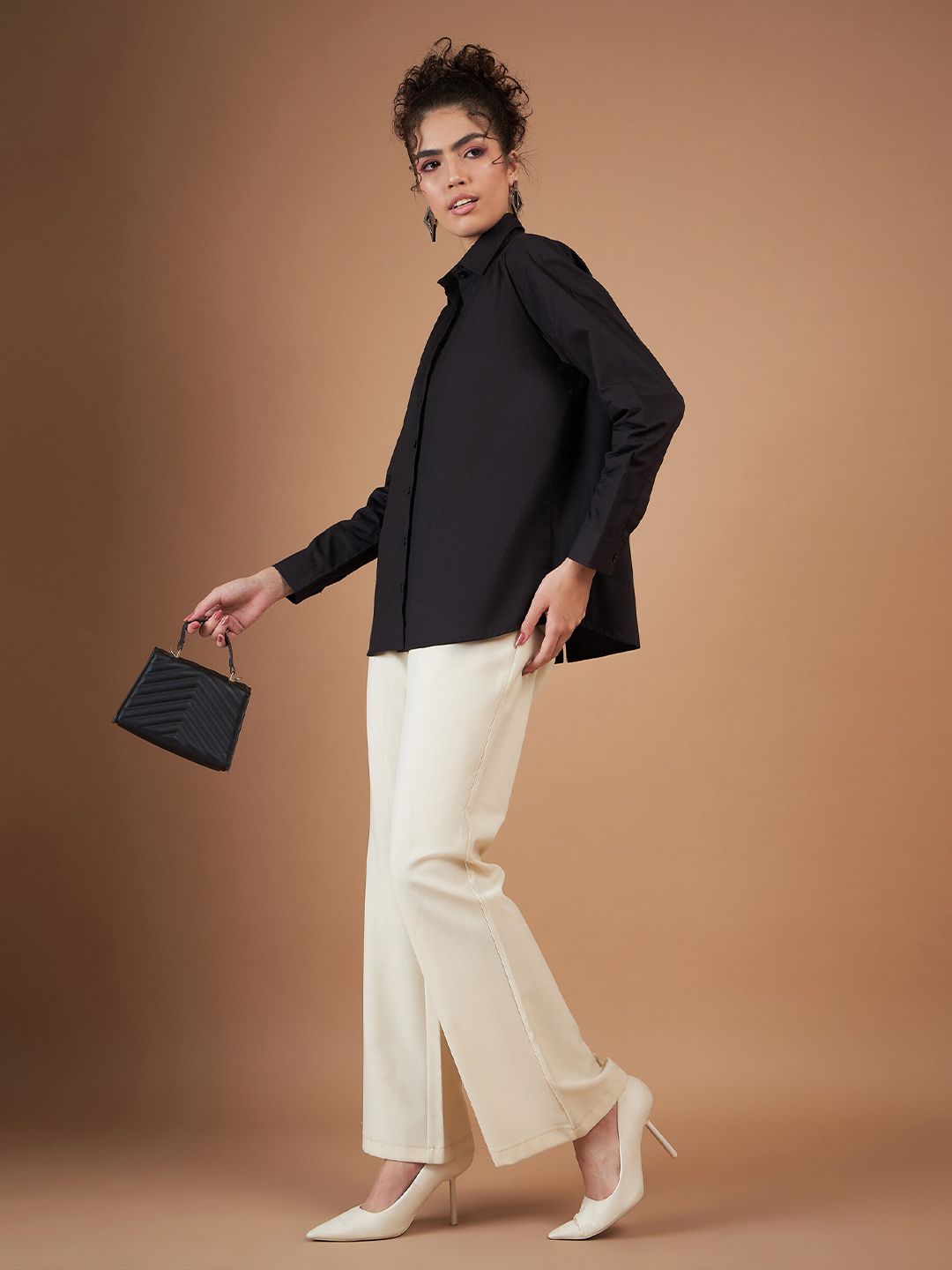 SASSAFRAS Spread Collar Opaque Back Placket Detail Casual Pure Cotton Shirt