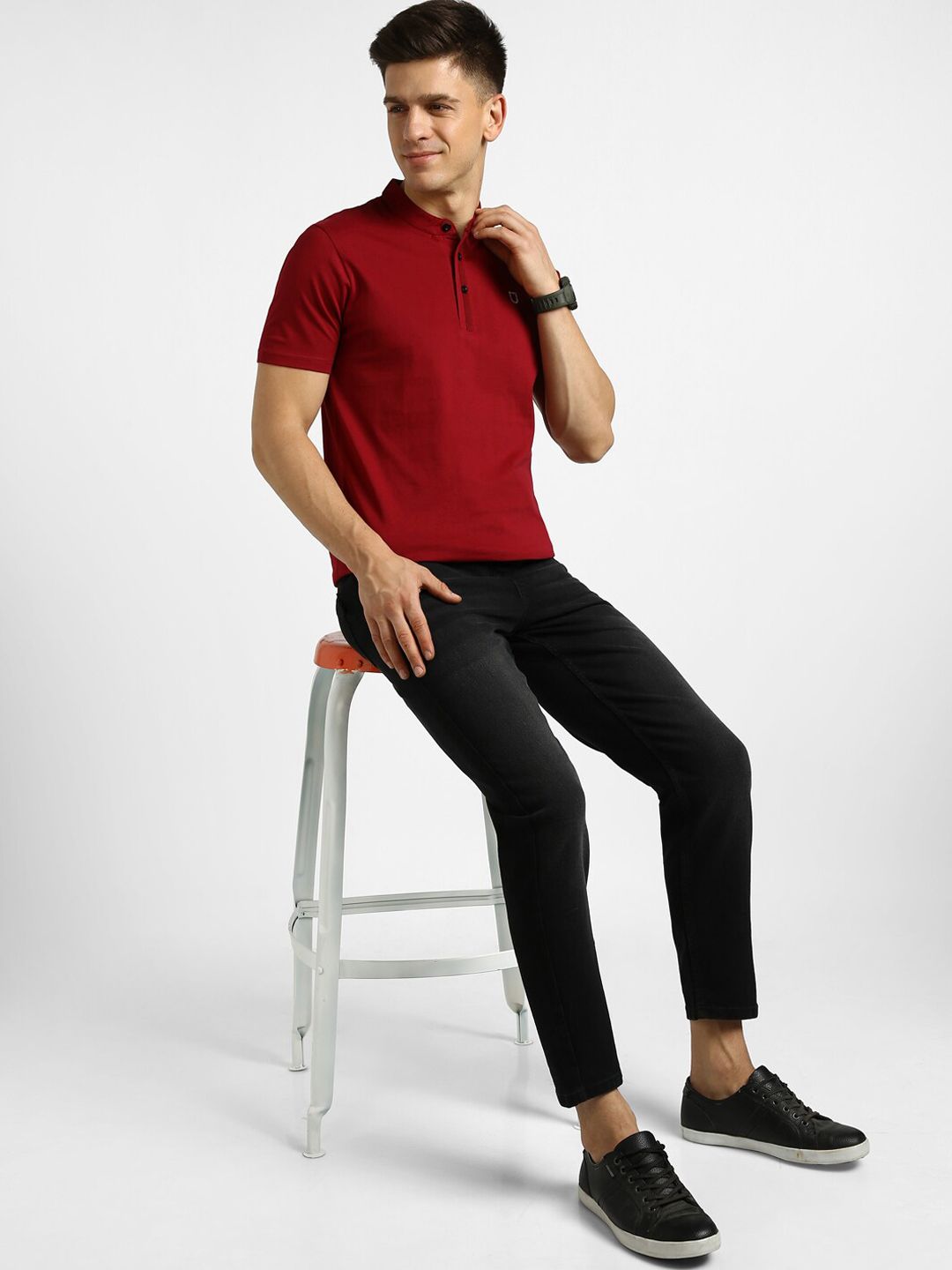 Urbano Fashion Men Mid Rise Light Fade Crinkle Stretchable Jeans