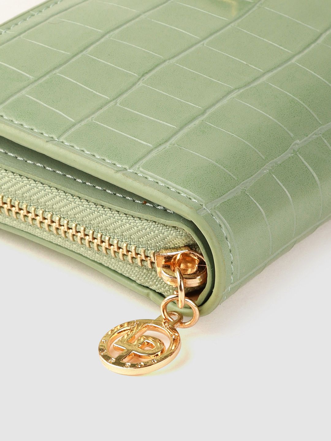 Lino Perros Women Green Textured PU Zip Around Wallet