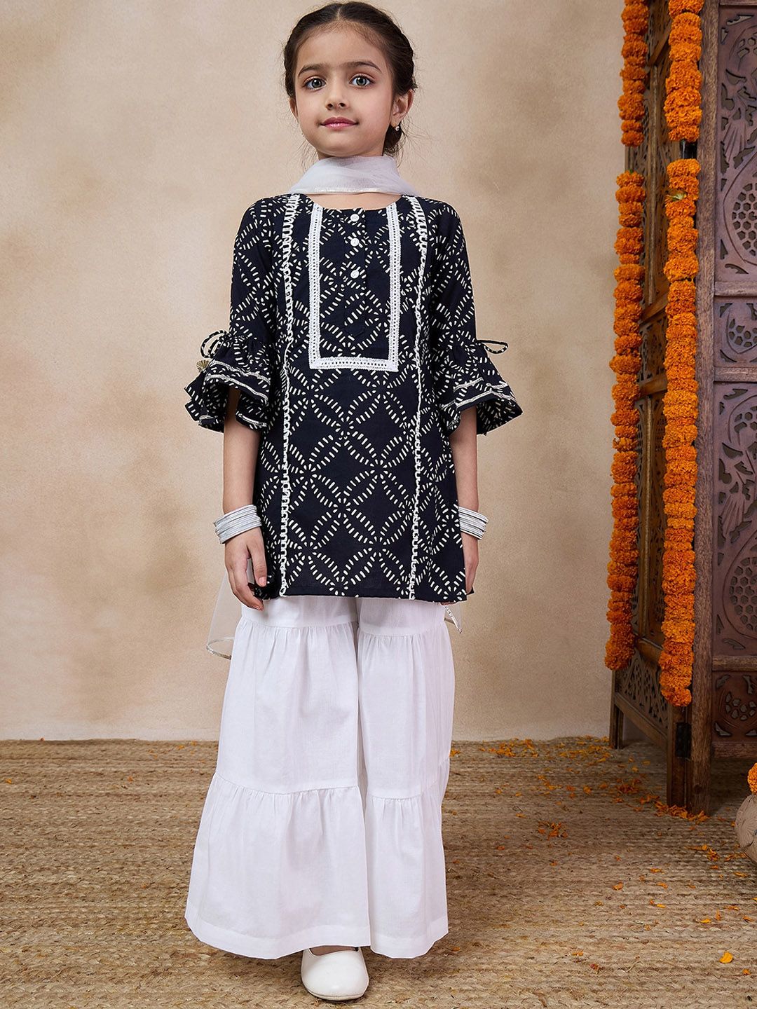 pspeaches Girls Ethnic Motifs Printed Flared Sleeves Straight Kurta With Sharara & Dupatta