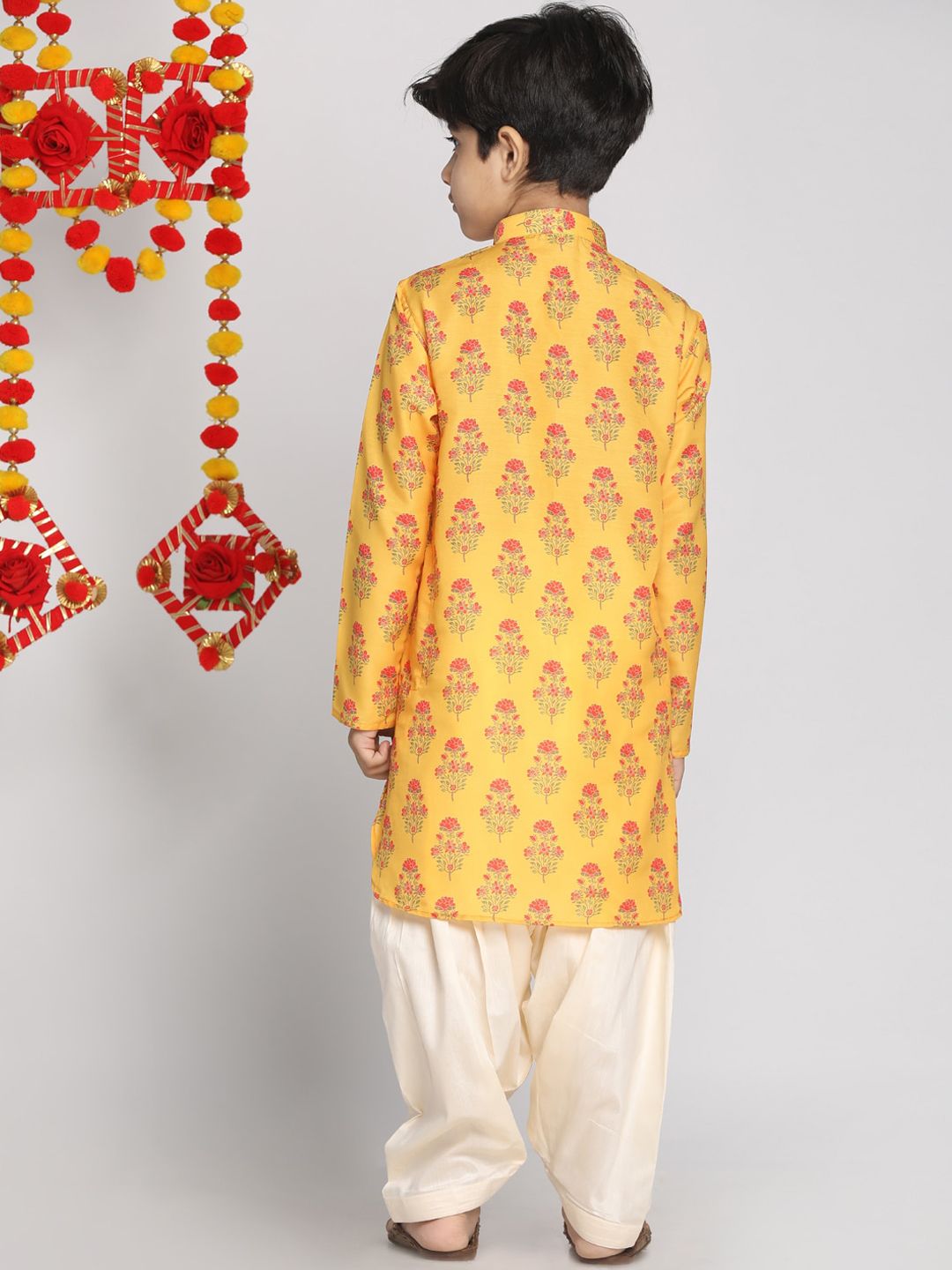 VASTRAMAY Boys Mustard Yellow Ethnic Motifs Printed Gotta Patti Kurta with Salwar
