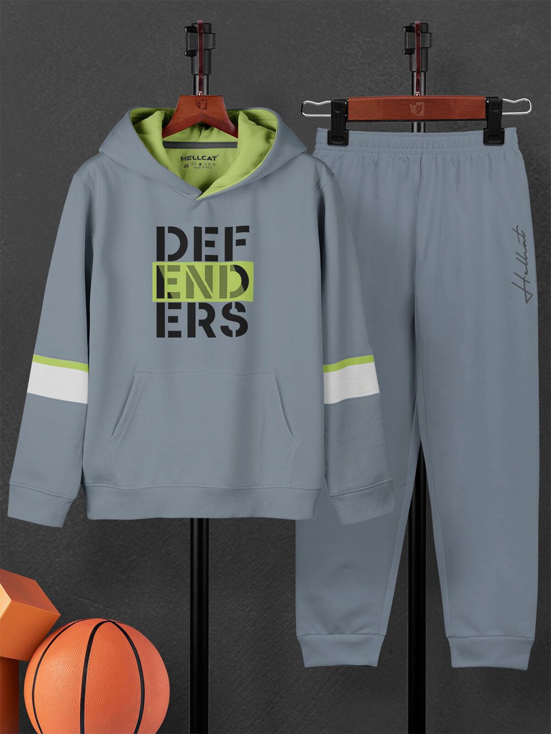 HELLCAT Boys Typography Printed T-Shirt And Joggers