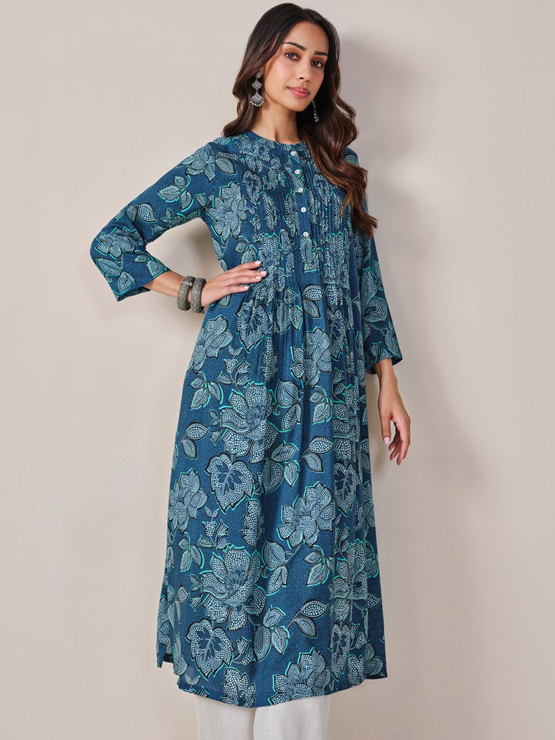 Global Desi Floral Printed Mandarin Collar Pleated Kurta