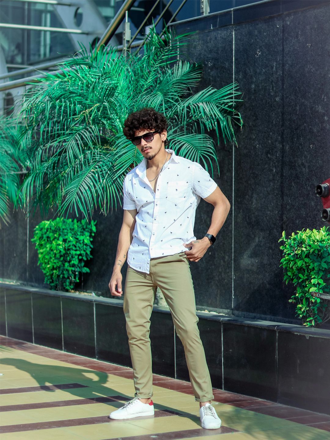 HIGHLANDER Men Olive Green Tapered Fit Ankle Length Chinos