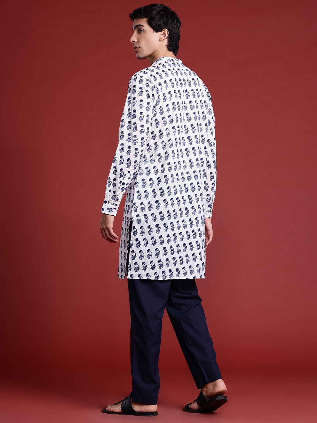 Anouk Men Floral Printed Regular Kurta with Trousers