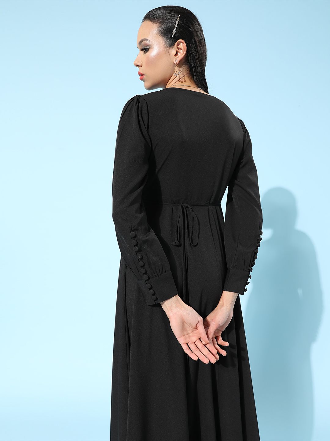 Berrylush Women Black Solid Bishop Sleeves Dress