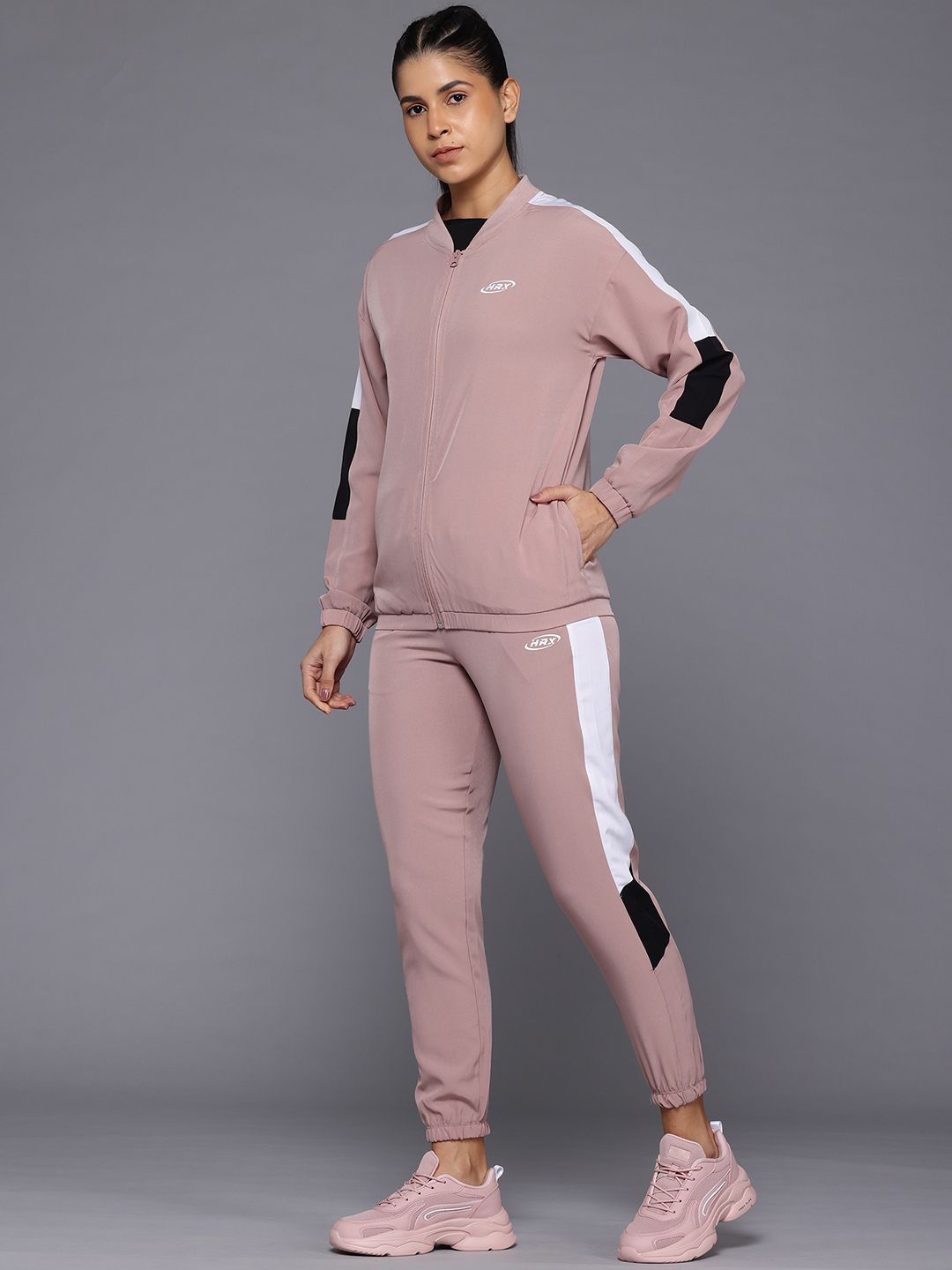 HRX by Hrithik Roshan Colorblocked Detail Lifestyle Tracksuit