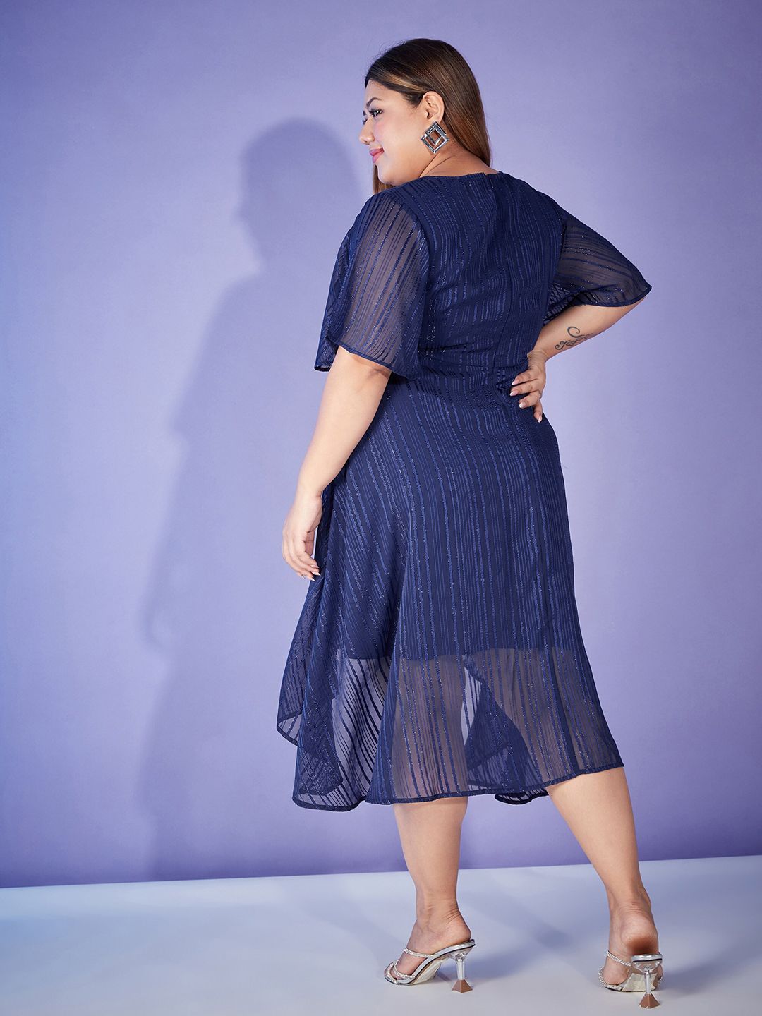 SASSAFRAS Curve Plus Size Navy Blue Self Design Flared Sleeves Fit & Flare Midi Dress