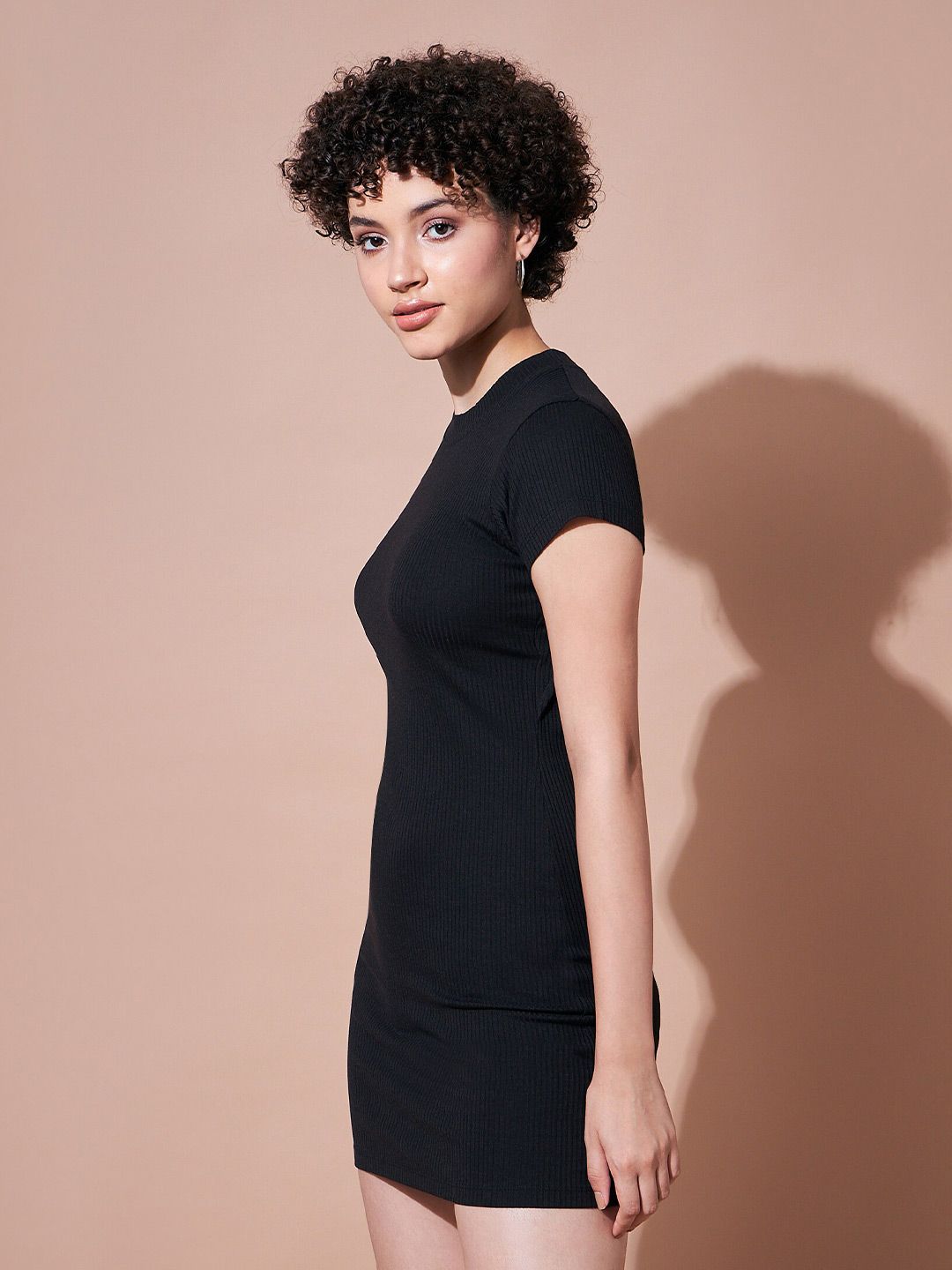 SASSAFRAS BASICS Round Neck Bodycon Mini Dress