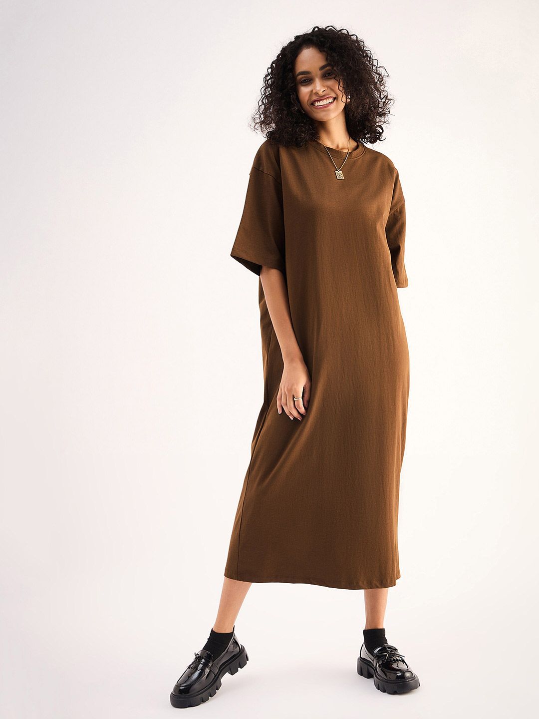 SASSAFRAS BASICS Round Neck Short Sleeves Cotton Oversized T-shirt Midi Dress