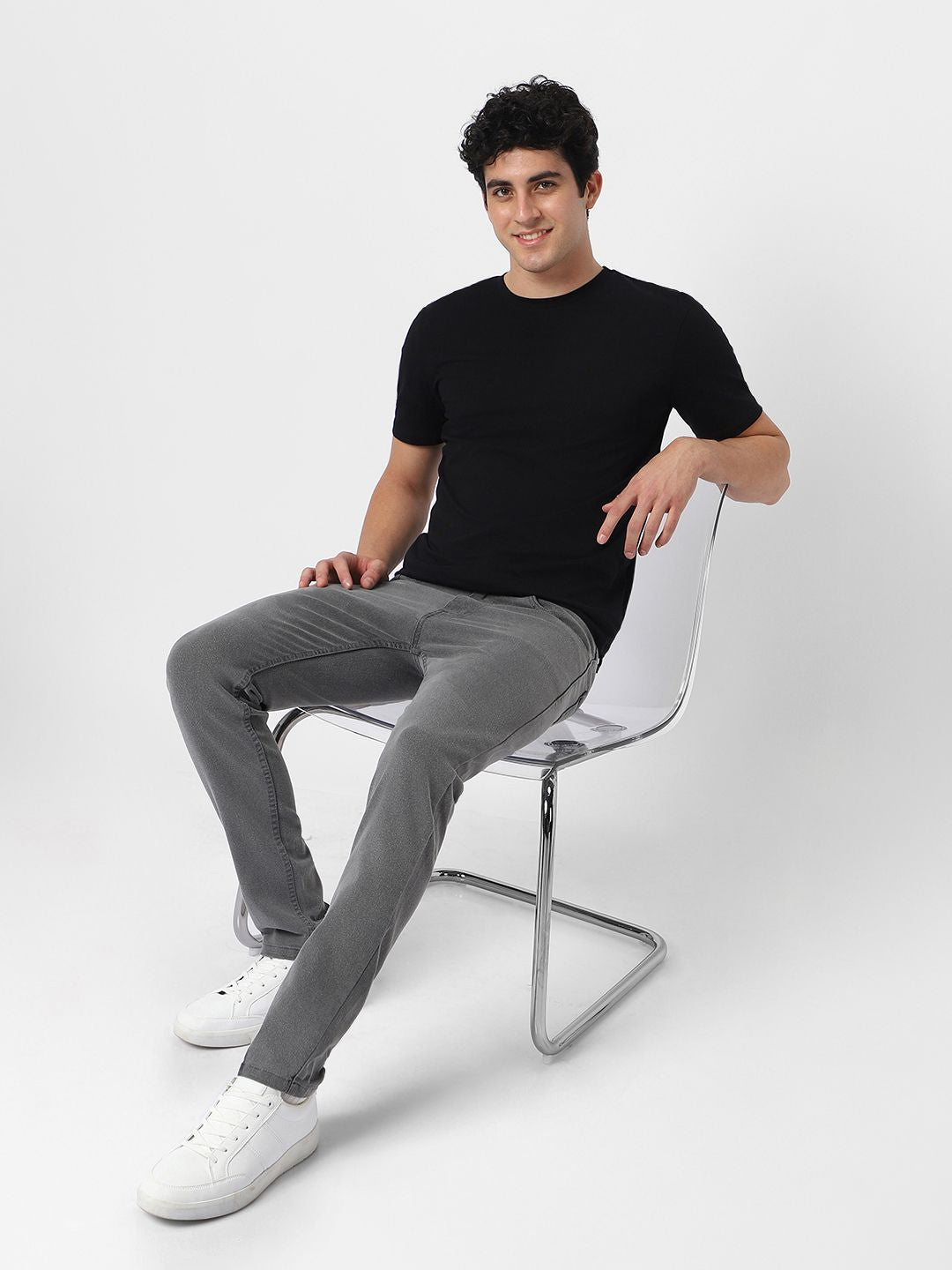 Urbano Fashion Men Clean Look Mid-Rise Stretchable Jeans