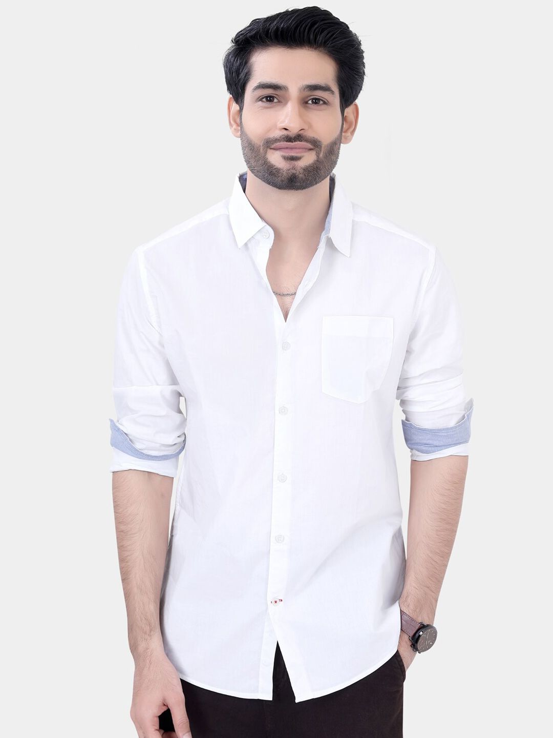 VASTRADO Classic Spread Collar Long Sleeves Slim Fit Casual Shirt